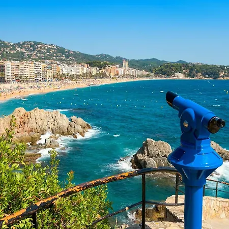 Vivalidays Elia - Fenals - Lloret de Mar